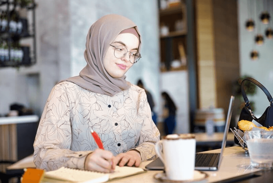 Unlocking Your Potential: How to Make Money with Freelancing in the UAE